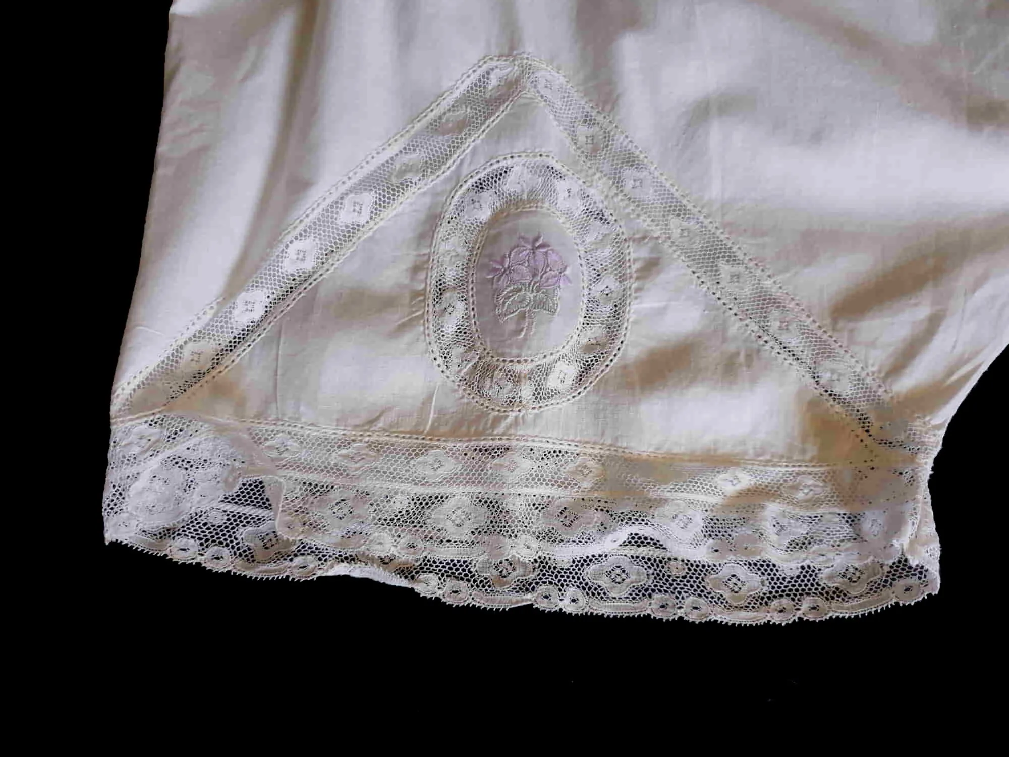 Antique Edwardian Bloomers With Lace & Embroidery - XL