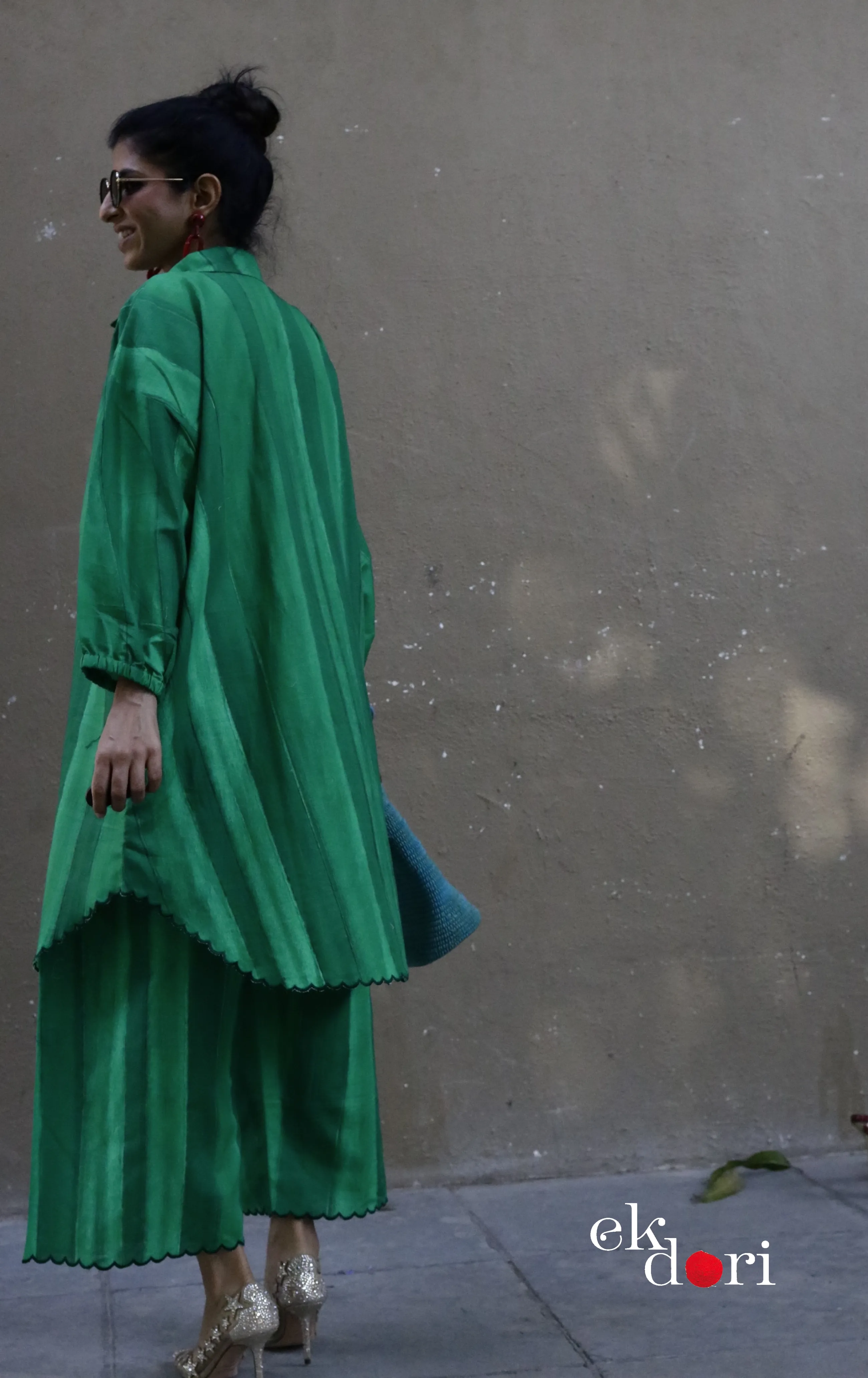 'Greener Grass' Scalloped Kurta Co-ord Set : Buy Cotton Linen Kurta Palazzo Fun Co-ord Set