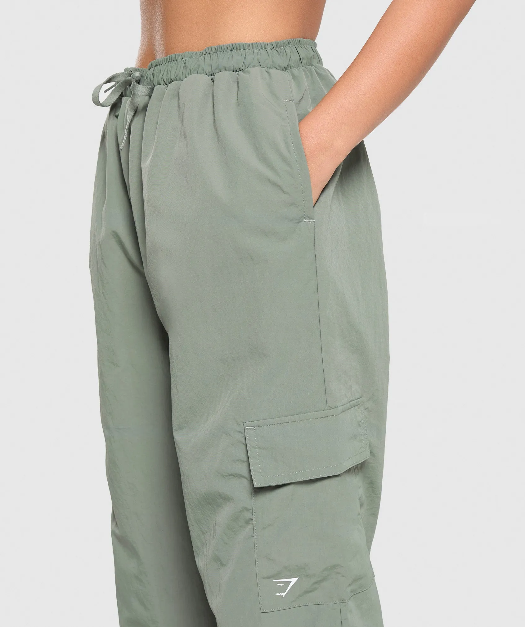 Gymshark Cargo Woven Pants - Unit Green