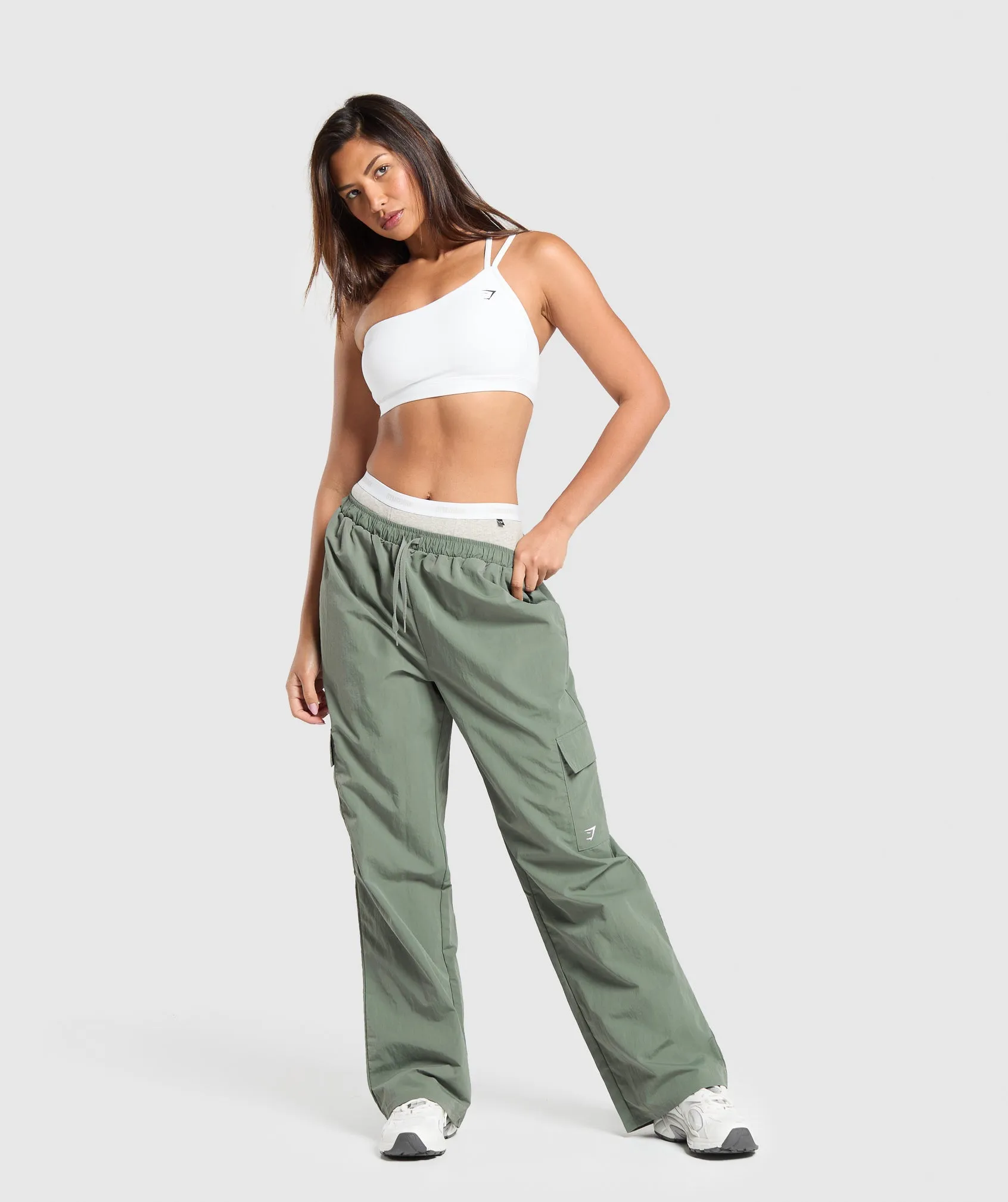 Gymshark Cargo Woven Pants - Unit Green