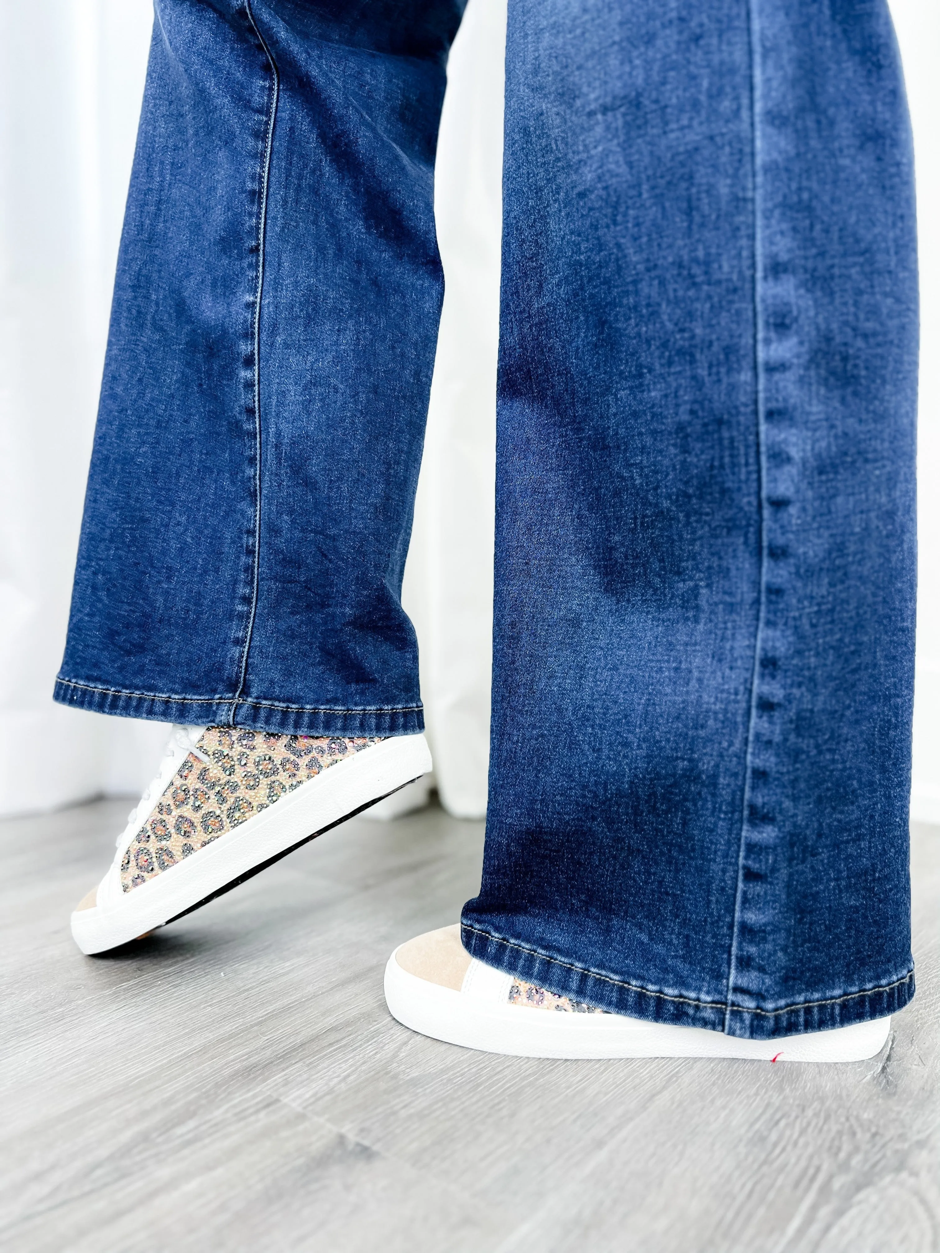 Risen Mid Rise Dark Wash Wide Leg Jeans