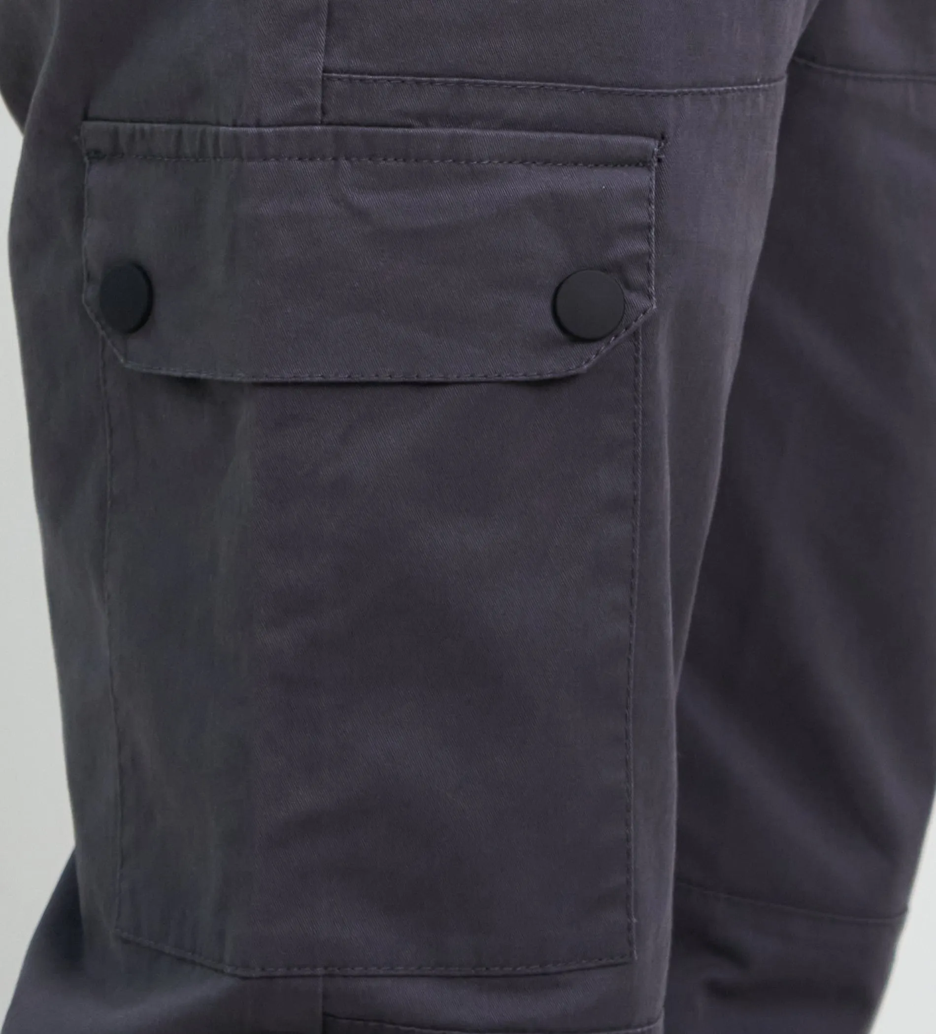 Snap Fit Charcoal Twill Cargo Pants